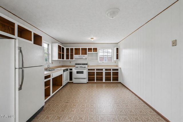 3612 Newport Highway, Greeneville, TN 37743