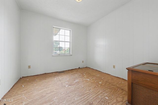 3612 Newport Highway, Greeneville, TN 37743