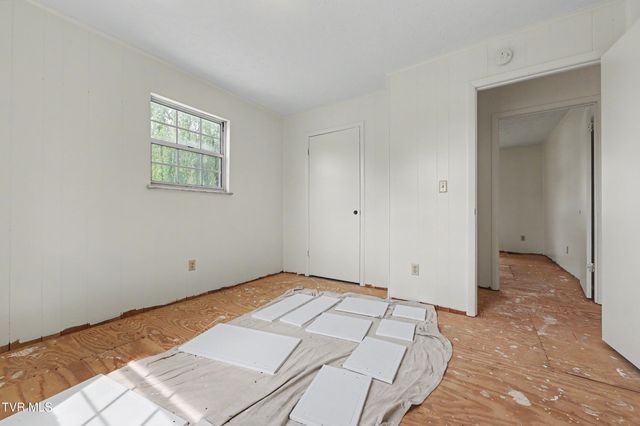 3612 Newport Highway, Greeneville, TN 37743