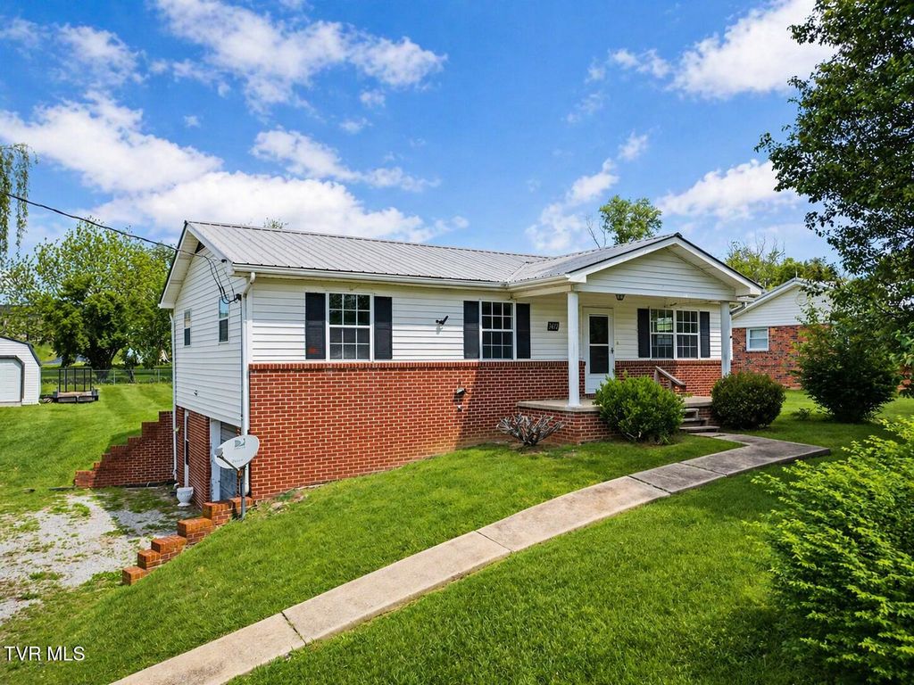 3612 Newport Highway, Greeneville, TN 37743