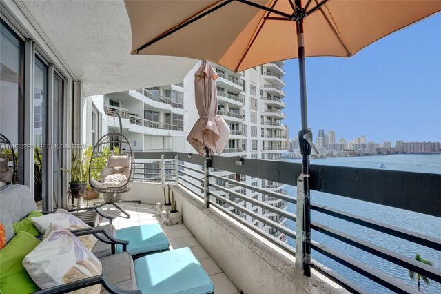 19101 NE 36th Ct 1805, Aventura, FL 33180