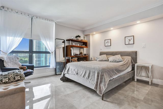 19101 NE 36th Ct 1805, Aventura, FL 33180