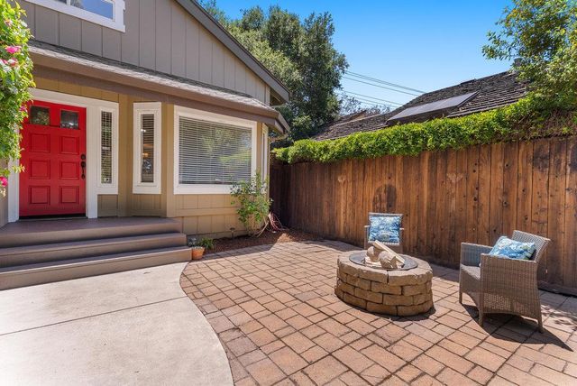 204 Oak Way, Santa Cruz, CA 95065