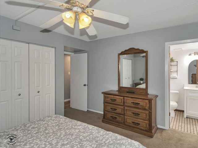 8124 W 169th Street 1W, Tinley Park, IL 60477