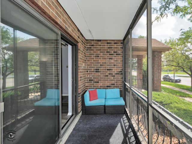 8124 W 169th Street 1W, Tinley Park, IL 60477
