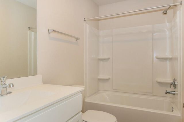 400 San Miguel Creek Drive, Katy, TX 77493