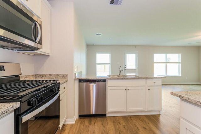 400 San Miguel Creek Drive, Katy, TX 77493