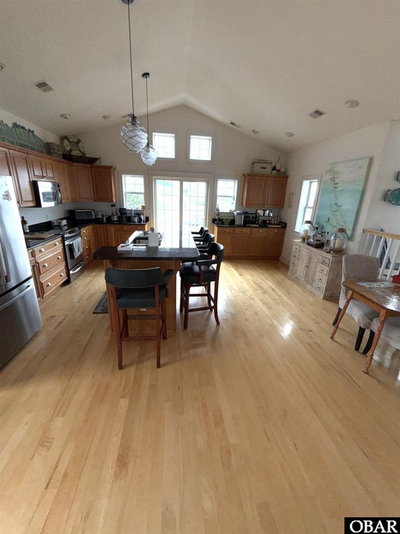 Image 9 of property listing at 600 Cottage Lane Lot1, Corolla, NC 27927