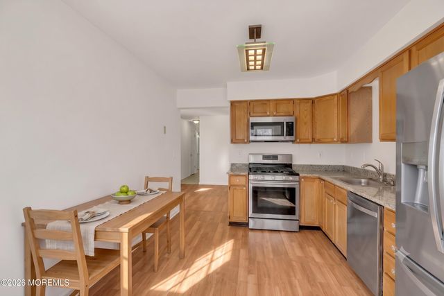 30 Bristel Road, Holmdel, NJ 07733