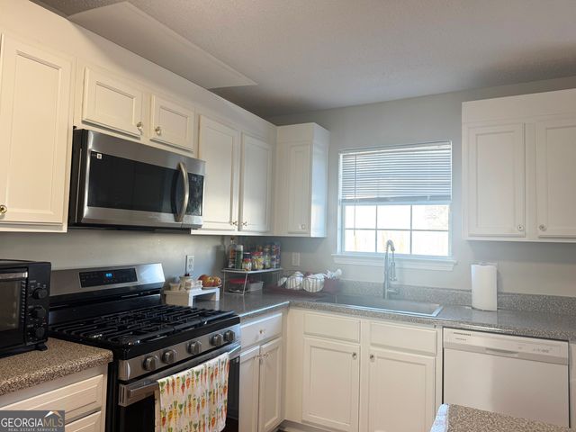 8604 Regent Street, Jonesboro, GA 30238