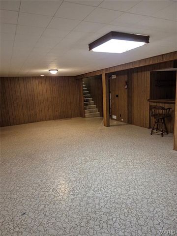 9663 Yorkshire Estates Drive, Crestwood, MO 63126