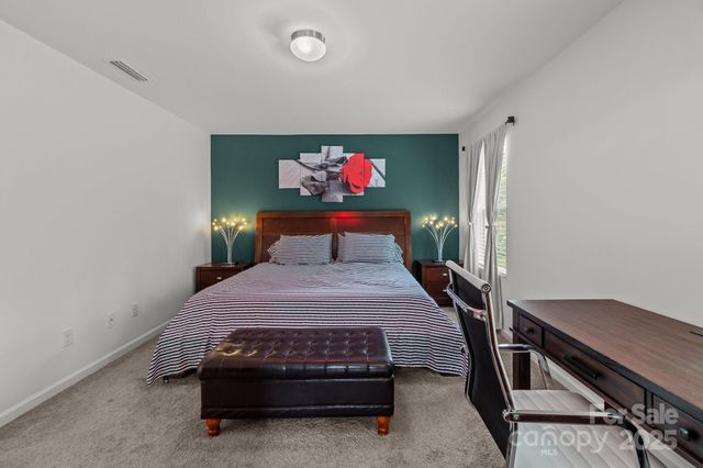 9132 Colwick Hill Lane, Charlotte, NC 28215