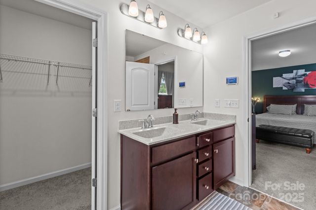 9132 Colwick Hill Lane, Charlotte, NC 28215