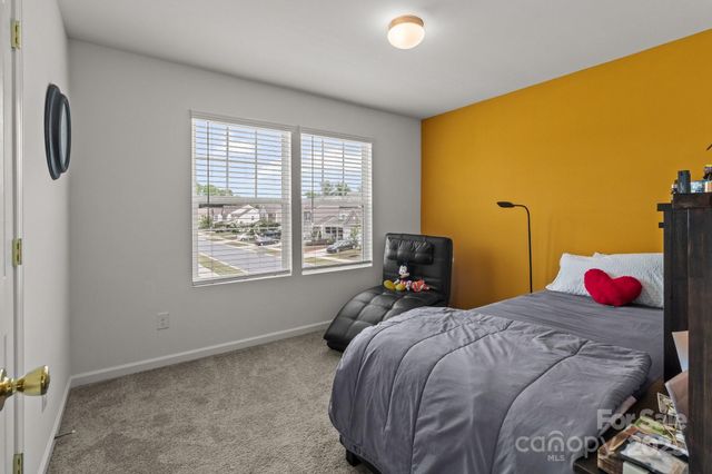 9132 Colwick Hill Lane, Charlotte, NC 28215