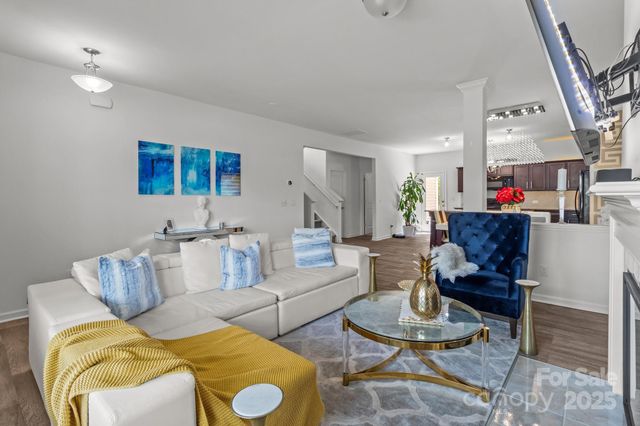 9132 Colwick Hill Lane, Charlotte, NC 28215