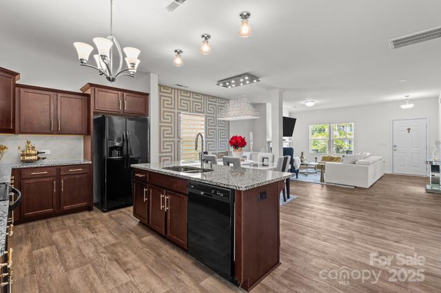 9132 Colwick Hill Lane, Charlotte, NC 28215