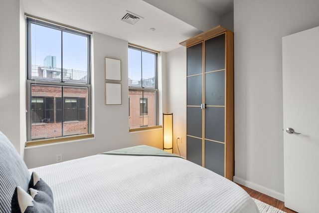 23 Bradford St 201, Boston, MA 02118