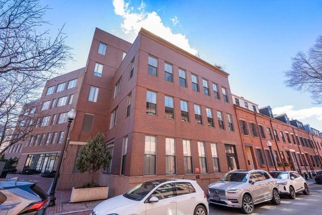 23 Bradford St 201, Boston, MA 02118
