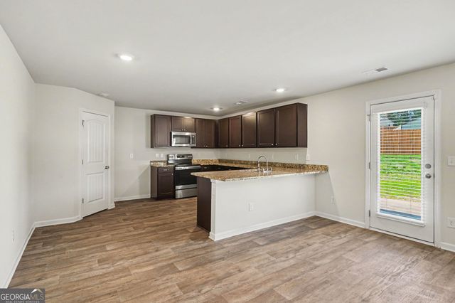 1367 Midnight Ride Court, Hampton, GA 30228