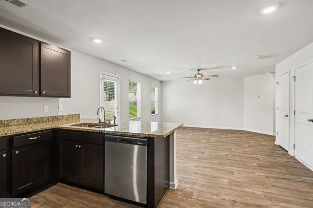 1367 Midnight Ride Court, Hampton, GA 30228