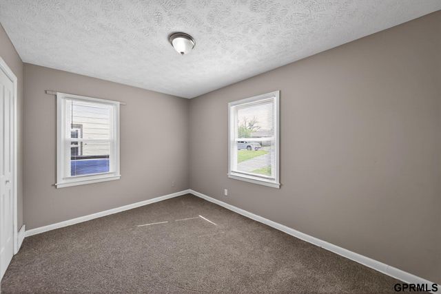 4134 N 62Nd Street, Omaha, NE 68104