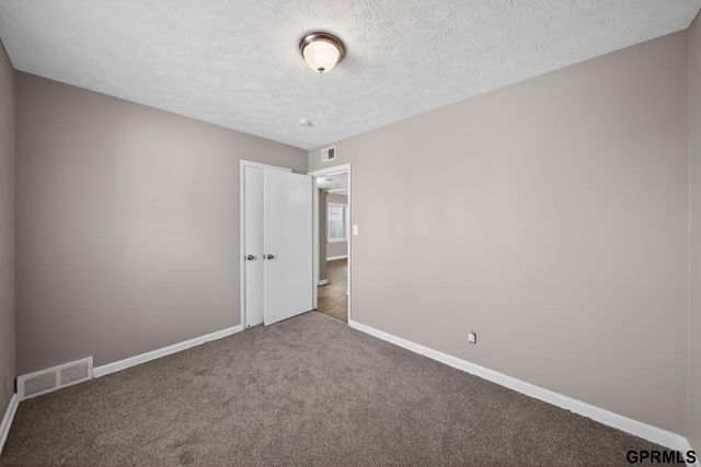 4134 N 62Nd Street, Omaha, NE 68104