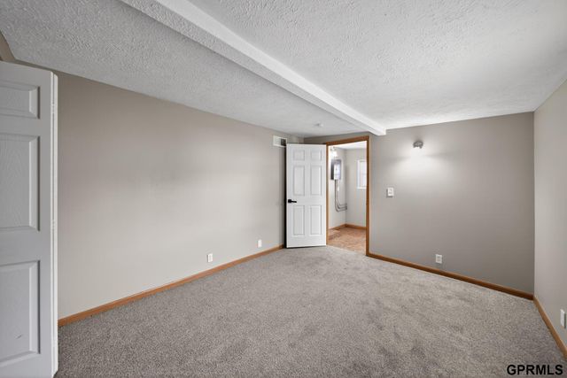 4134 N 62Nd Street, Omaha, NE 68104