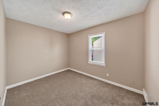 4134 N 62Nd Street, Omaha, NE 68104