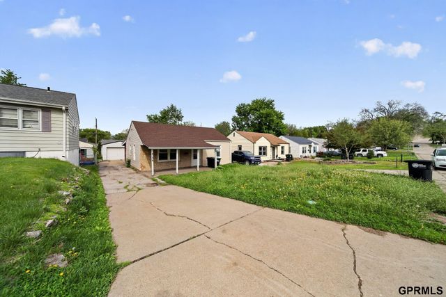 4134 N 62Nd Street, Omaha, NE 68104