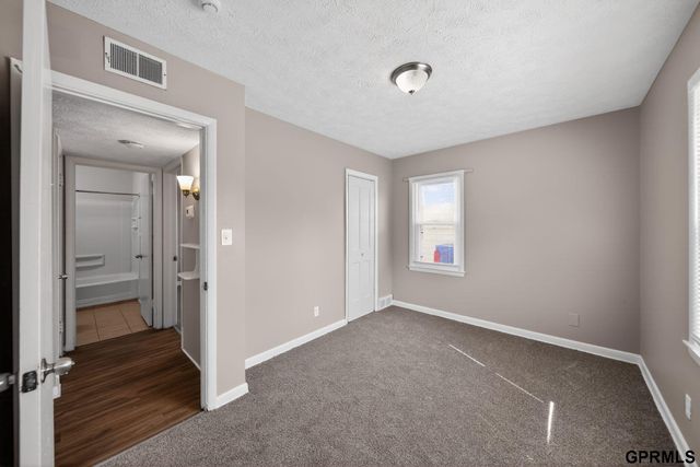 4134 N 62Nd Street, Omaha, NE 68104