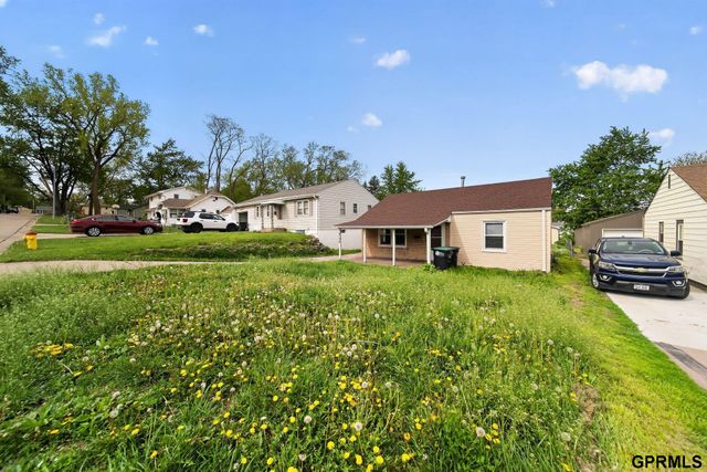 4134 N 62Nd Street, Omaha, NE 68104