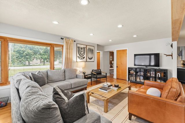 602 W 2nd Street, Prairie City, IA 50228