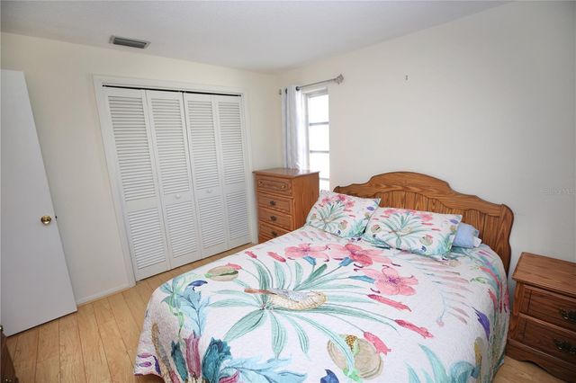 120 20TH STREET SW, Largo, FL 33770