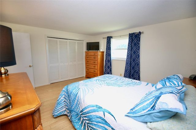 120 20TH STREET SW, Largo, FL 33770