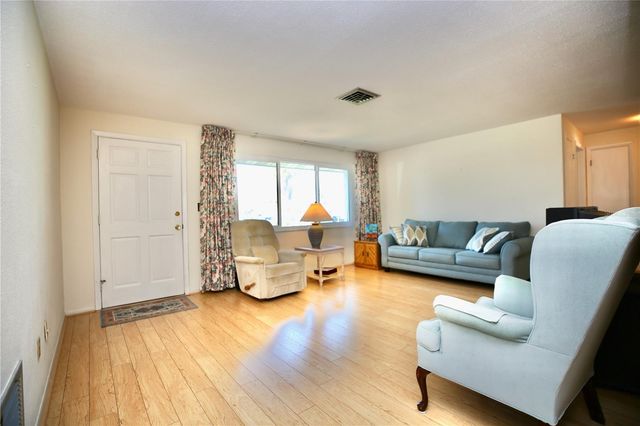 120 20TH STREET SW, Largo, FL 33770