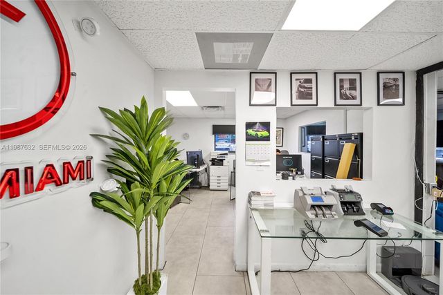 5700 NW 27th Ave, Miami, FL 33142