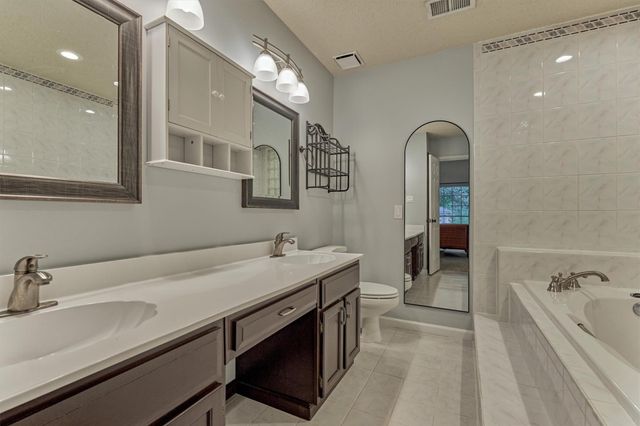 79 Night Song Court, The Woodlands, TX 77380