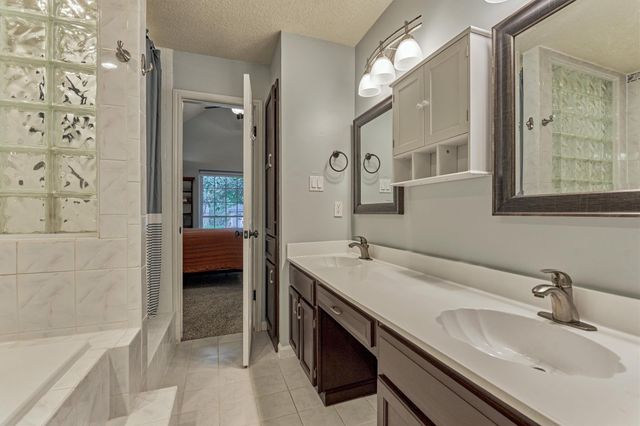 79 Night Song Court, The Woodlands, TX 77380