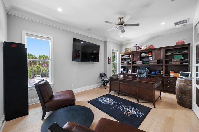 2623 S PARKVIEW STREET, Tampa, FL 33629