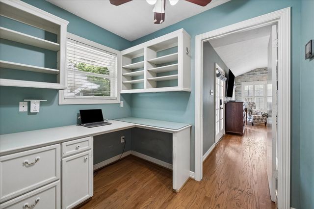 1611 Gardenia Drive, Houston, TX 77018