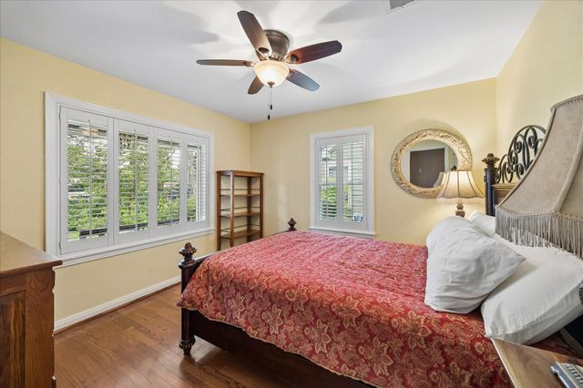 1611 Gardenia Drive, Houston, TX 77018