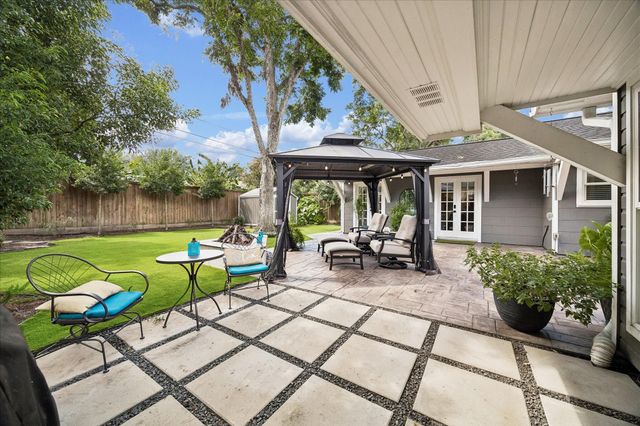 1611 Gardenia Drive, Houston, TX 77018