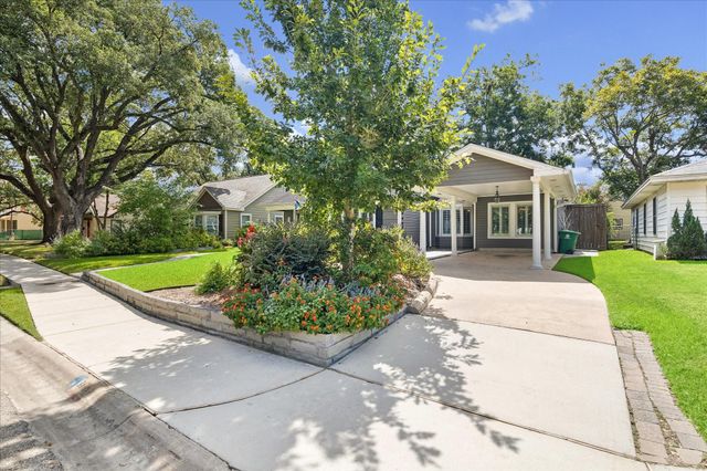 1611 Gardenia Drive, Houston, TX 77018