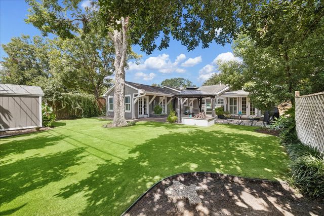 1611 Gardenia Drive, Houston, TX 77018