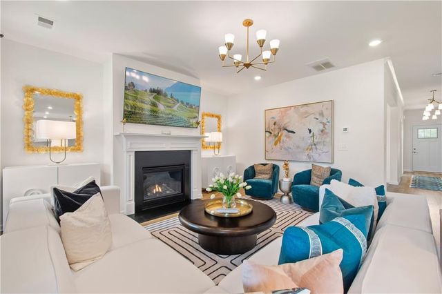 648 Leafy Branch Way, Mcdonough, GA 30253