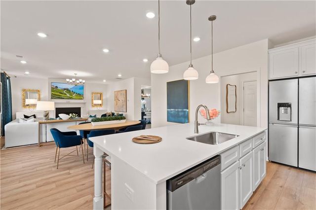 648 Leafy Branch Way, Mcdonough, GA 30253