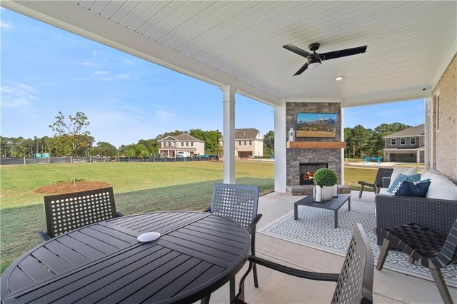 648 Leafy Branch Way, Mcdonough, GA 30253