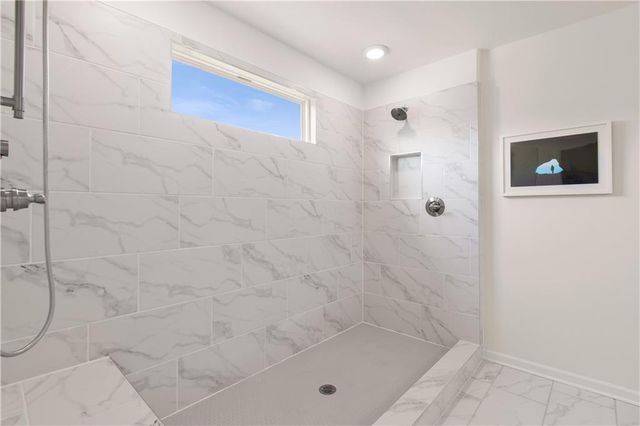 648 Leafy Branch Way, Mcdonough, GA 30253