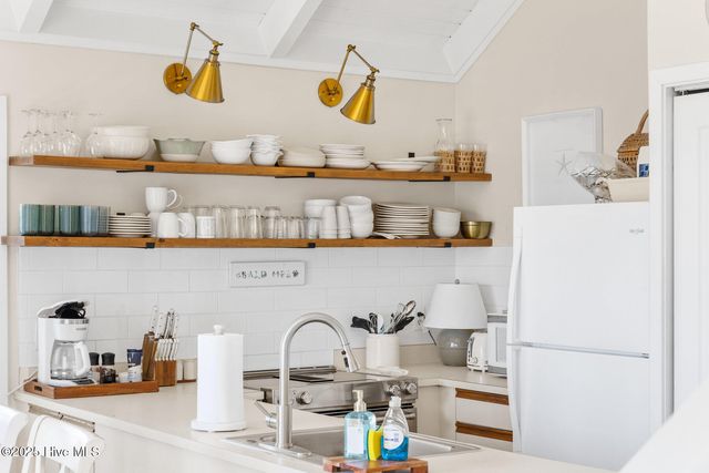 305 S Bald Head Wynd Unit 22, Bald Head Island, NC 28461