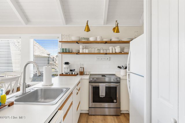 305 S Bald Head Wynd Unit 22, Bald Head Island, NC 28461